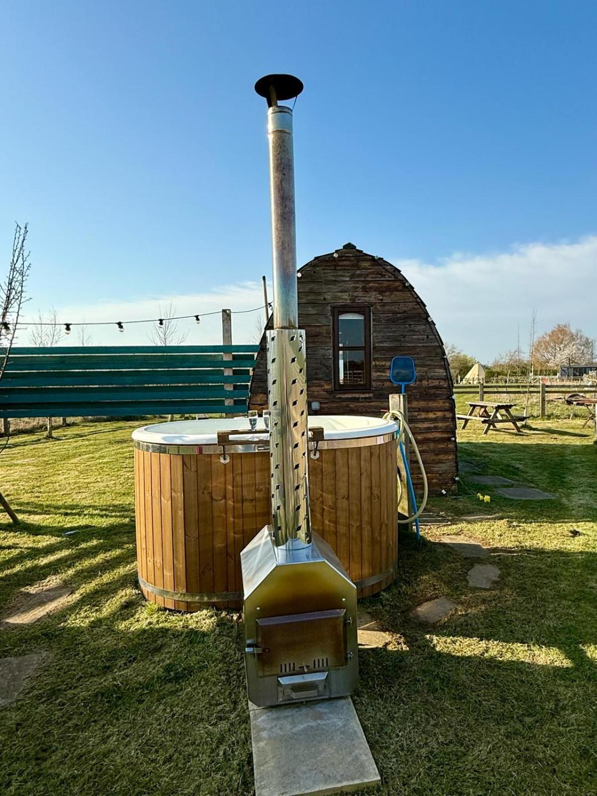 Skipbridge Farm Glamping ยอร์ค ภายนอก รูปภาพ
